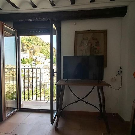 Apartamento La Casa de la Tia Pilar Cazorla Exterior foto